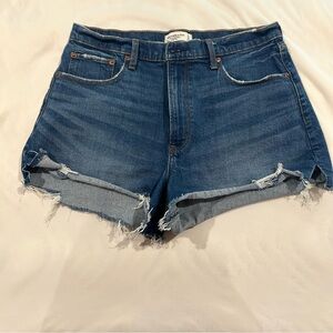 Abercrombie high rise curve love jean shorts